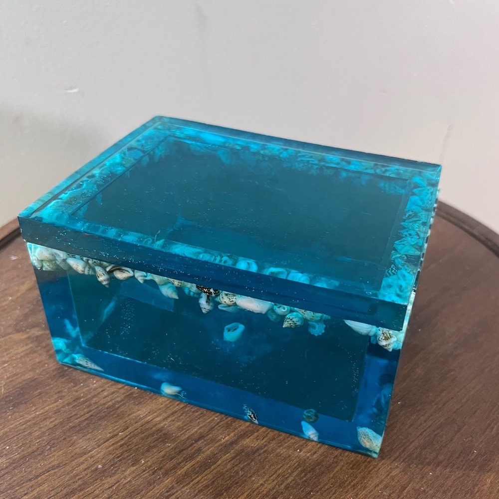 Vtg Lucite Trinket Box Blue Seashell Resin Nautical Coastal Jewelry Case